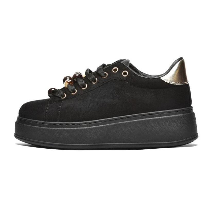 ŽENSKE PATIKE SA DEKORATIVNIM PRIVJESCIMA I METALIK DETALJIMA (L182686-BLK )