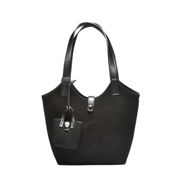 Ženska torba sa dekorativnom mini torbicom - T012675-BLK
