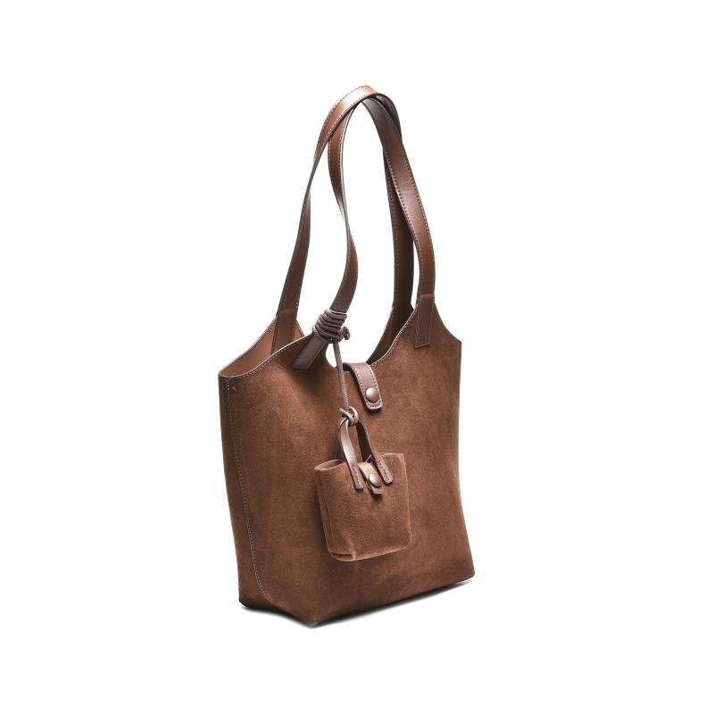 Ženska torba sa dekorativnom mini torbicom - T012675-COF