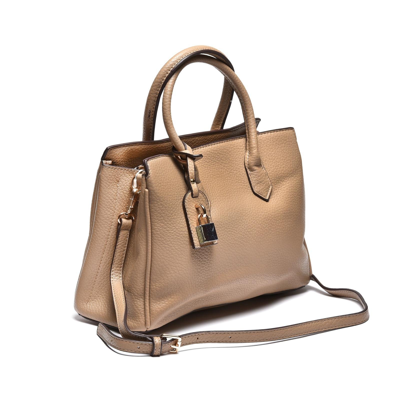 Ženska elegantna torba sa ukrasnim privjeskom - T012670-TAP