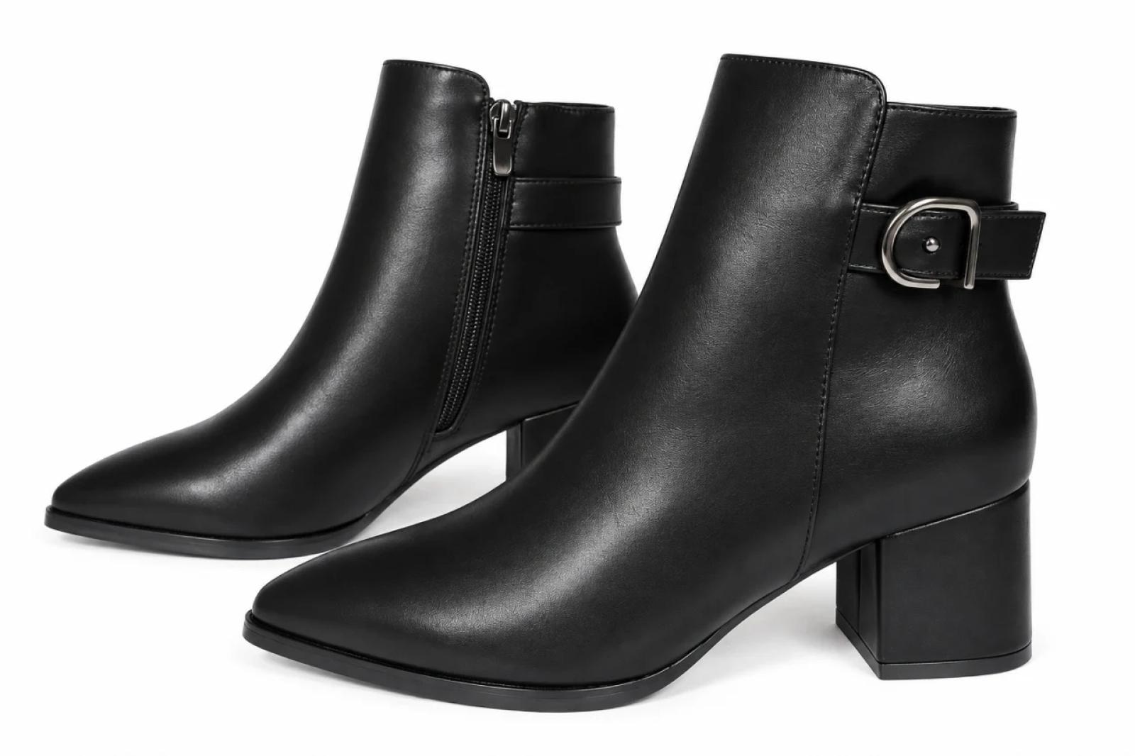 ŽENSKE ČIZME SA DEBELOM ŠTIKLOM I ELEGANTNIM KAIŠEM LH352625-BLK