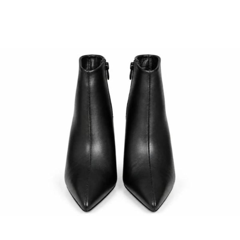 ŽENSKE ČIZME SA ŠTIKLOM I ELEGANTNIM ŠPICASTIM VRHOM LH562609-BLK