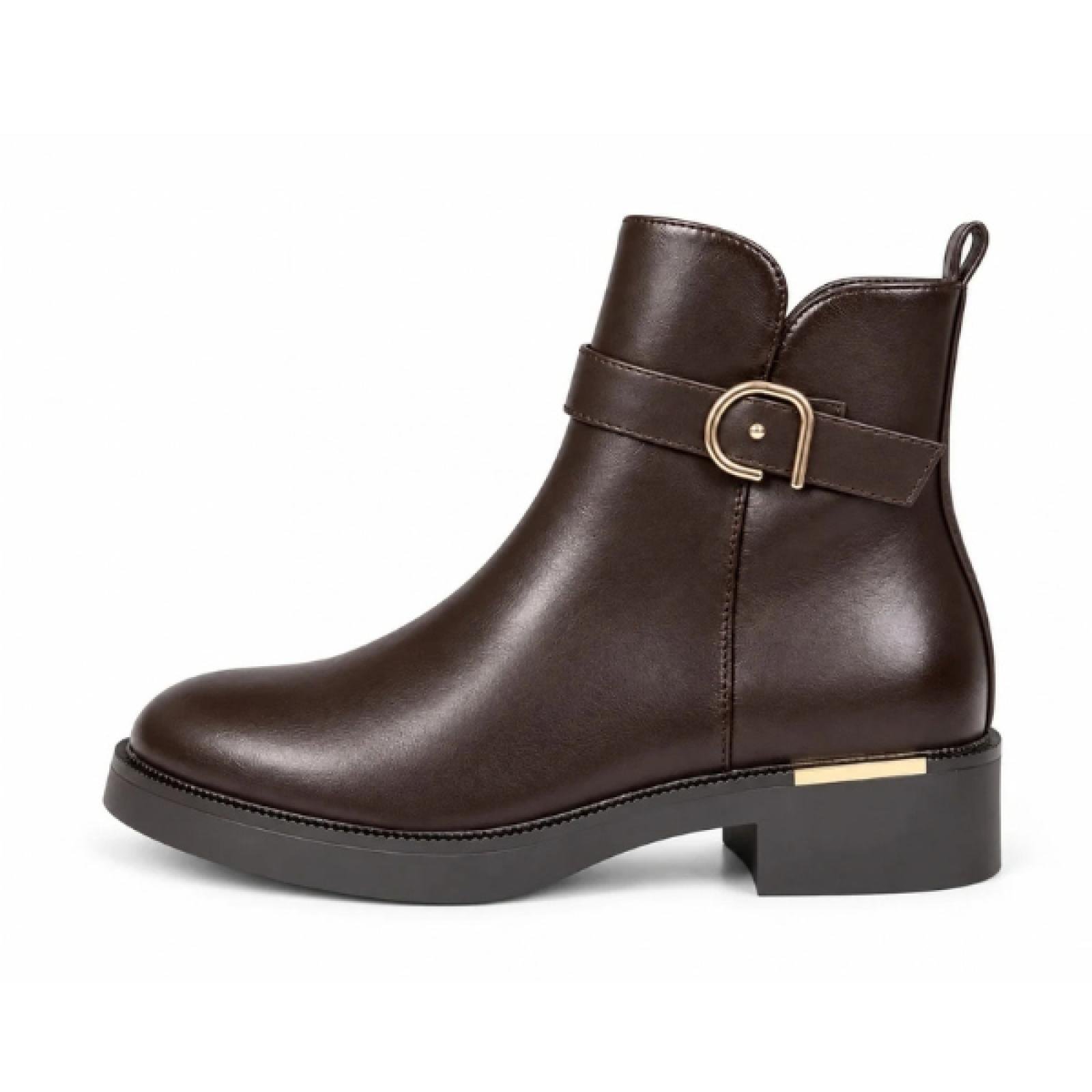 ŽENSKE ČIZME RAVNE SA ELEGANTNOM ZLATNOM KOPČOM LH352607-COF