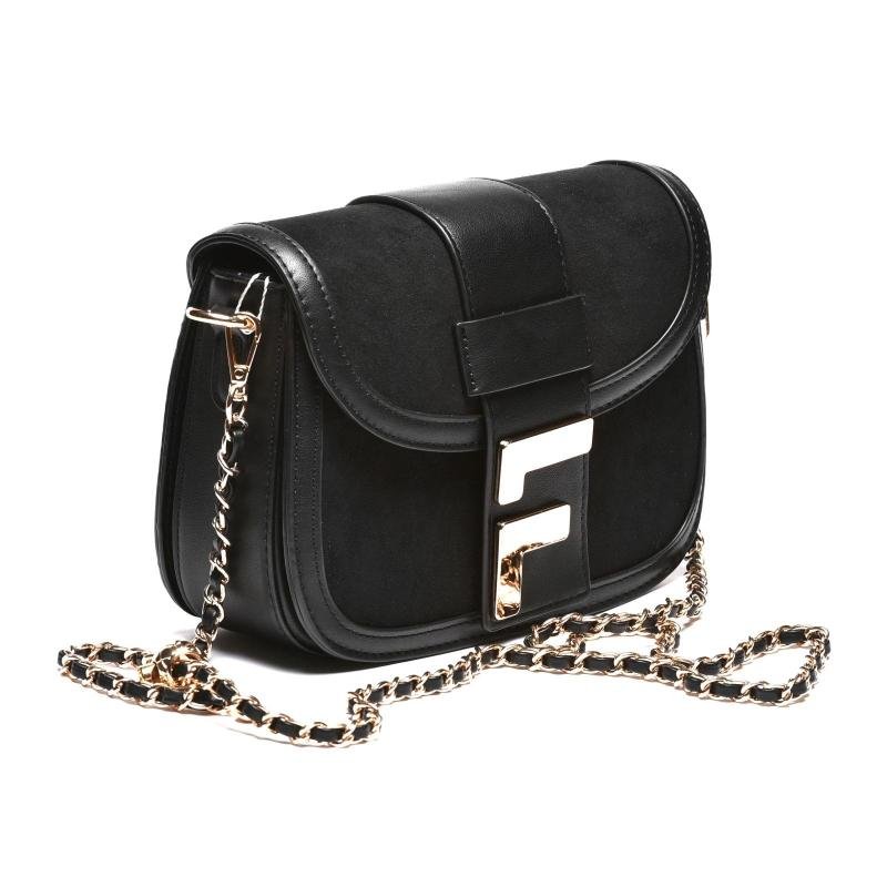 Torba sa preklopom i efektnom zlatnom kopčom - T012695-BLK