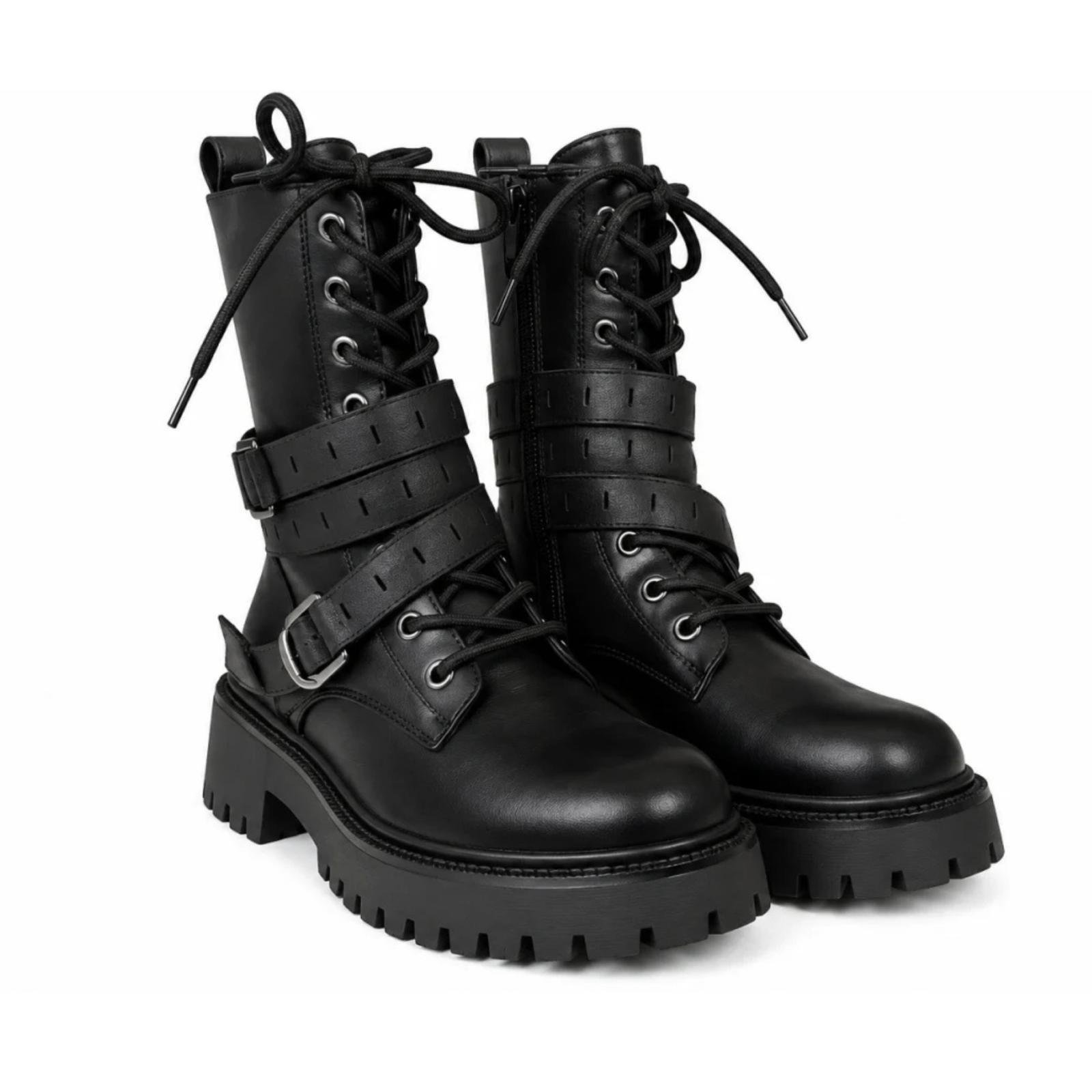 Ženske ravne čizme sa dekorativnim kaiševima - LH352618-BLK-PU
